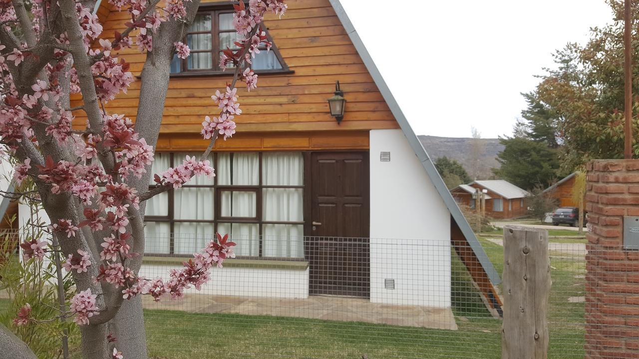 Complejo La Cautiva Villa Esquel Eksteriør bilde