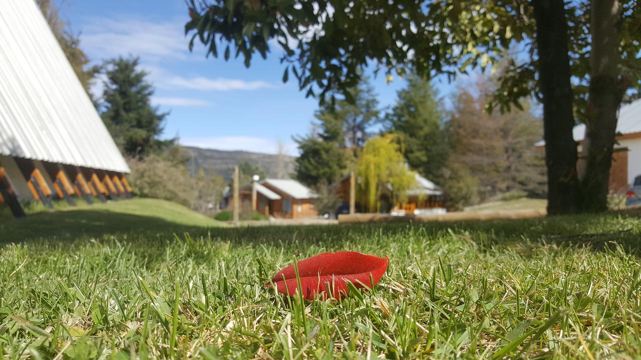 Complejo La Cautiva Villa Esquel Eksteriør bilde